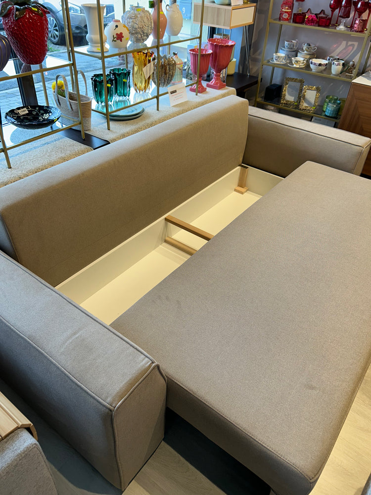 Canapea extensibila Caro