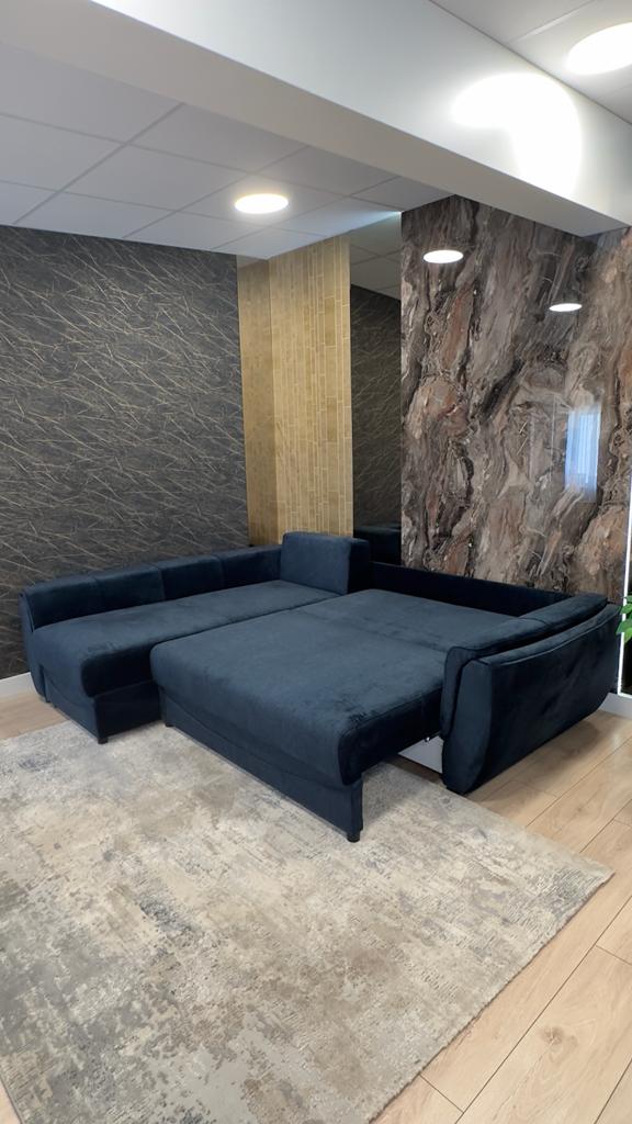 Coltar extensibil Paris mic brat lung