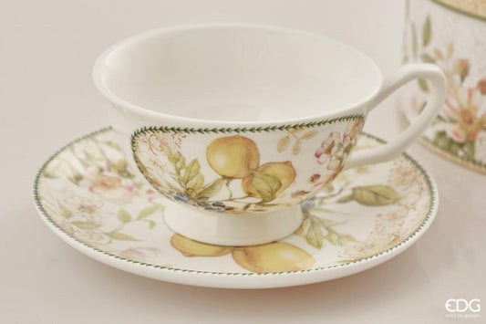 Cana de ceai din portelan cu farfurioara