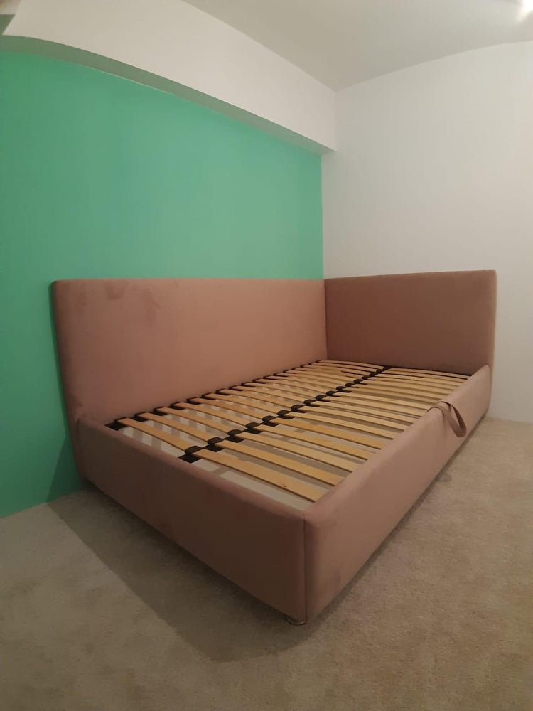 Pat tapitat pe colt SENA la comanda livrare 4-6 saptamani