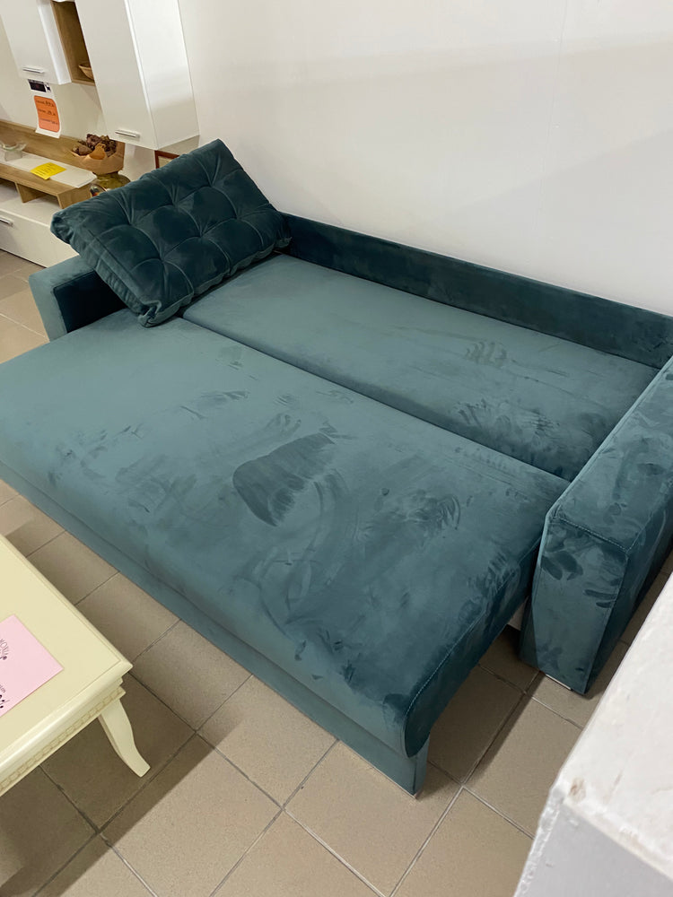 Canapea extensibila Clip