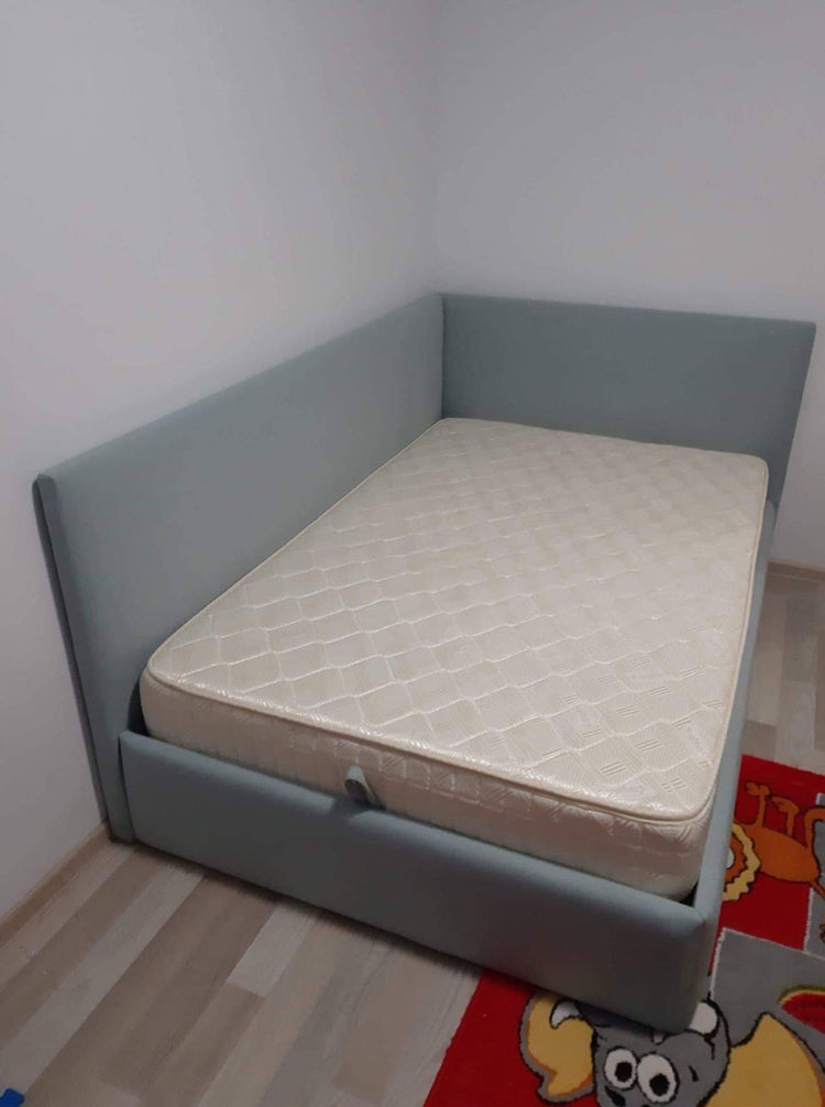 Pat tapitat pe colt SENA la comanda livrare 4-6 saptamani