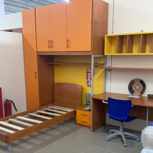 Camera tineret oferta Vela