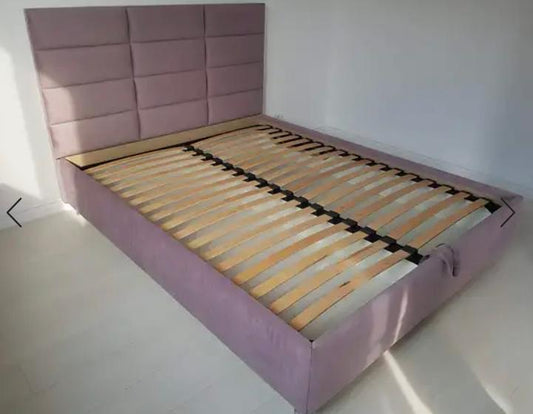 Pat tapitat Cubic la comanda