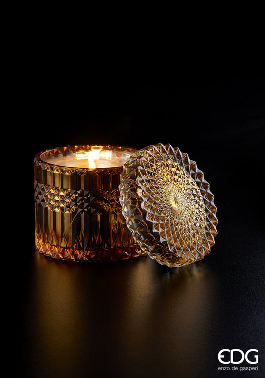 Lumanare parfumata nufar si mosc